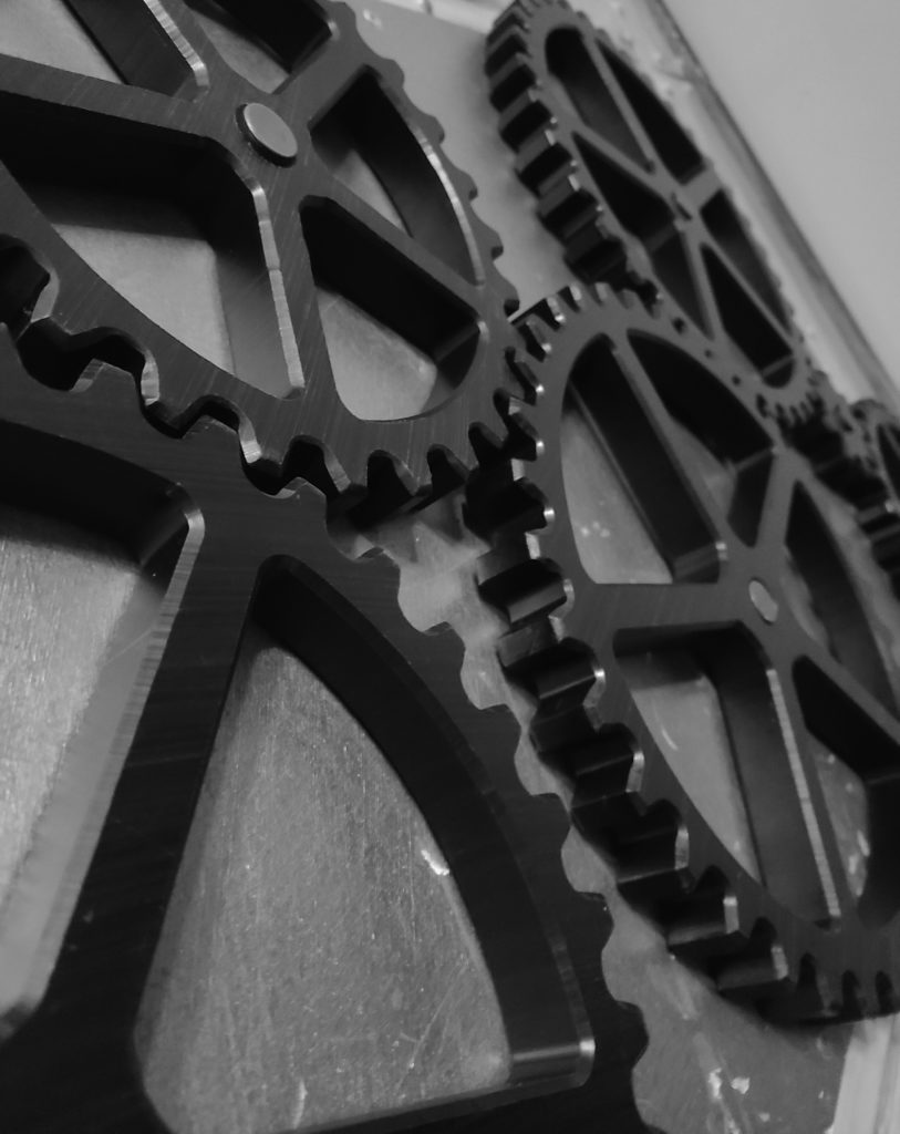 gears b&w